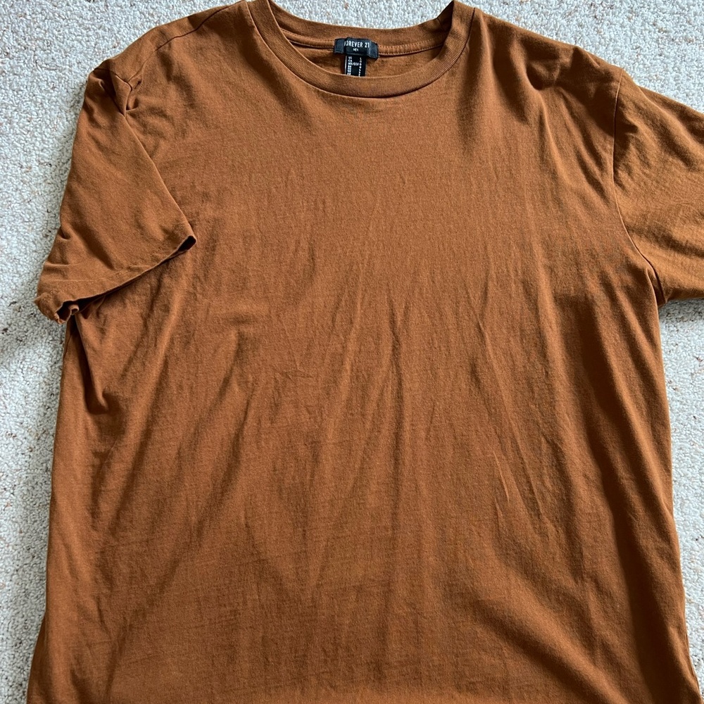 L Forever 21 T-shirt